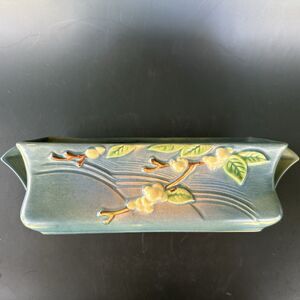 Roseville Snowberry pottery planter Persian blue green ceramic window box 1WX